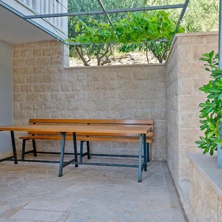 In With Sea View, Terrace, Air Conditioning, Wifi 3423-2 * Duće